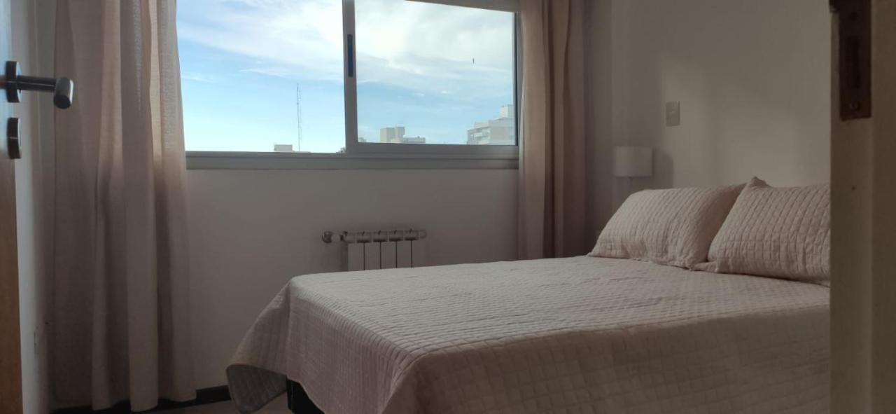 Apartmán Temporario La Plata, Frente A Plaza Malvinas! Unico! Con Cochera Opcional! Exteriér fotografie